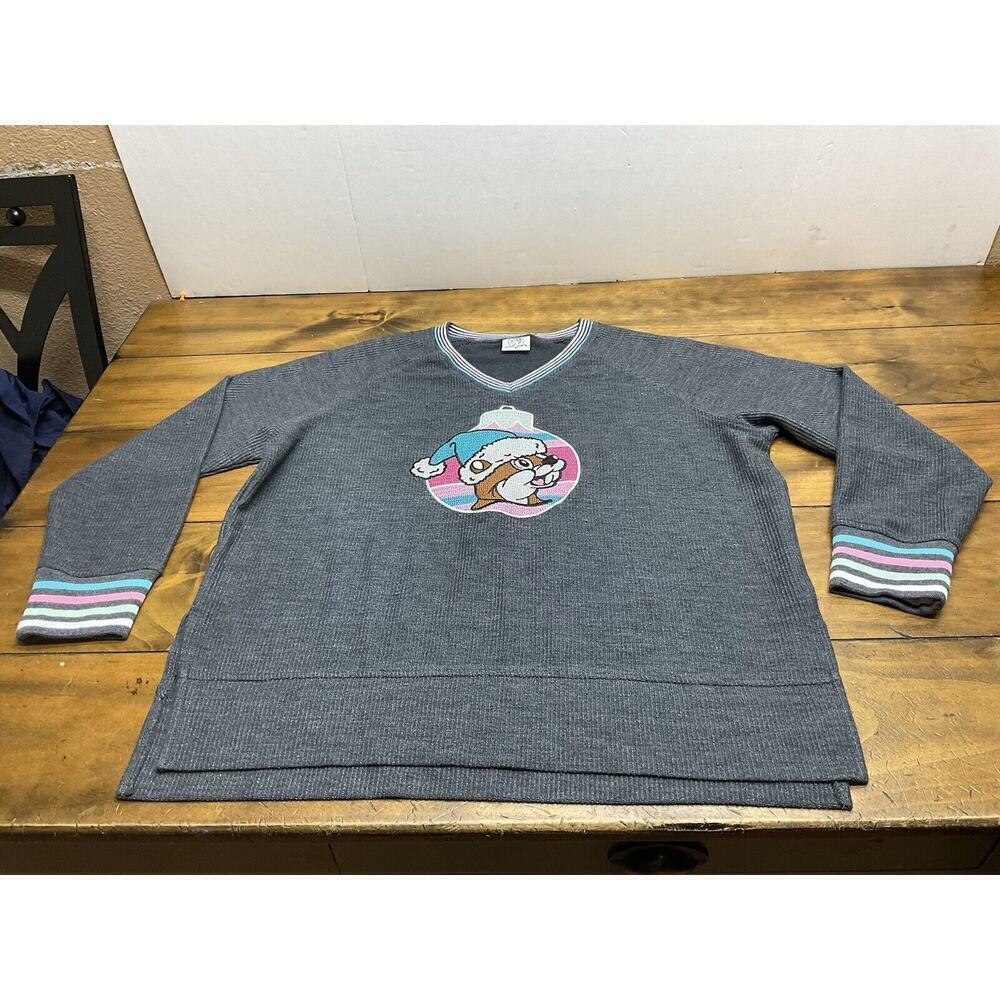 Bucees Sweater Medium Gray V-Neck Embroidered Christmas Sweatshirt Oversized